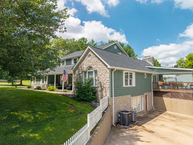 2003 Merlin Avenue, Somerset, KY 42503