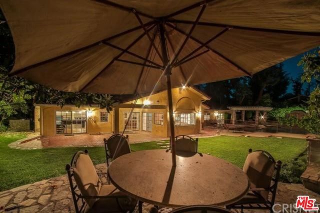 4949 PALOMAR Drive, Tarzana (los Angeles), CA 91356