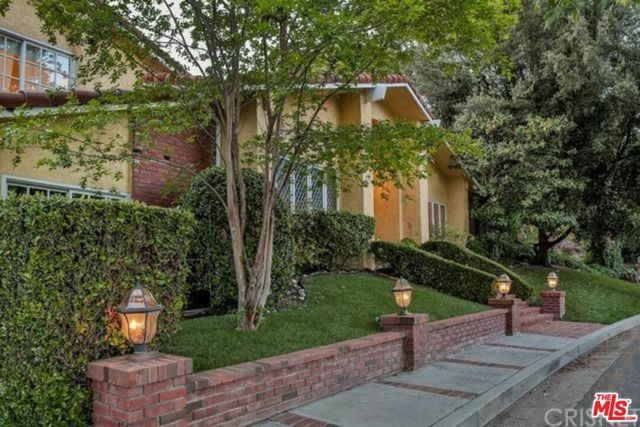 4949 PALOMAR Drive, Tarzana (los Angeles), CA 91356