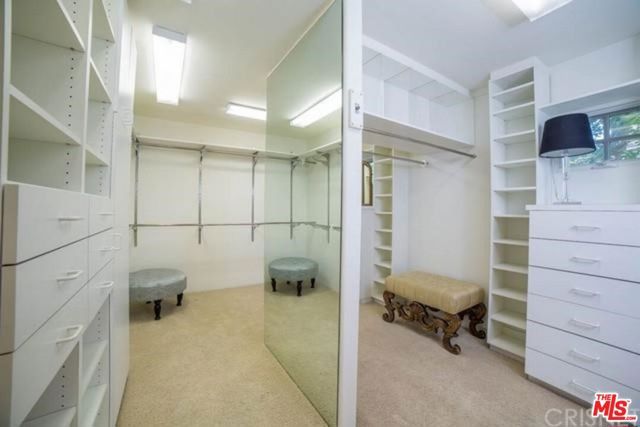 4949 PALOMAR Drive, Tarzana (los Angeles), CA 91356