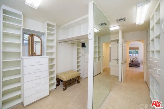 4949 PALOMAR Drive, Tarzana (los Angeles), CA 91356