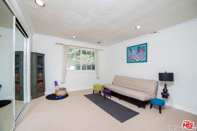 4949 PALOMAR Drive, Tarzana (los Angeles), CA 91356