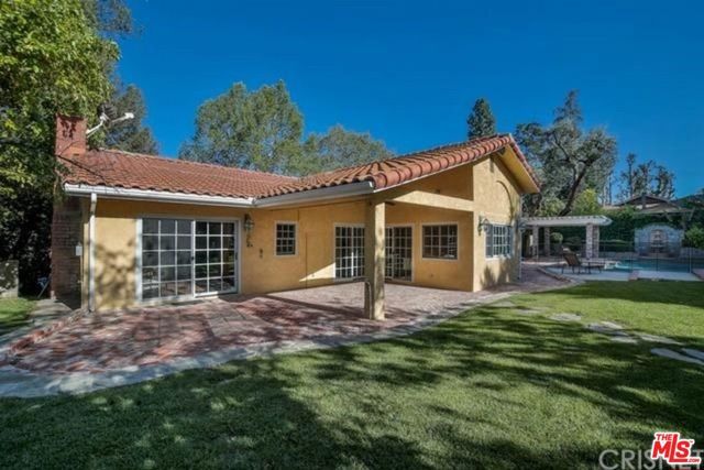 4949 PALOMAR Drive, Tarzana (los Angeles), CA 91356