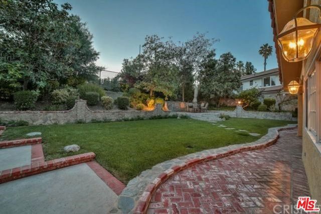 4949 PALOMAR Drive, Tarzana (los Angeles), CA 91356