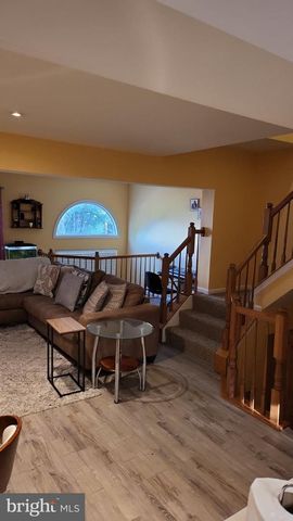 8142 MALLARD SHORE DR, Laurel, MD 20724