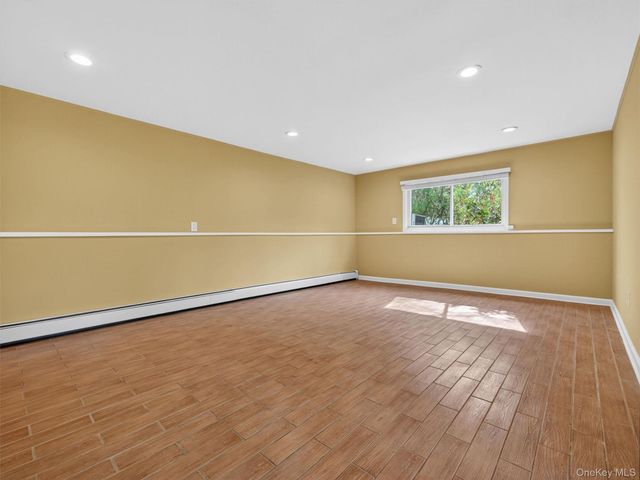 10 Michael Drive, Blauvelt, NY 10913