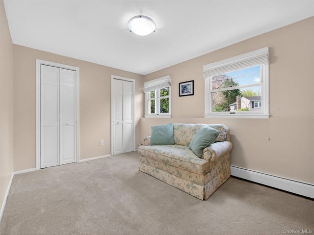 10 Michael Drive, Blauvelt, NY 10913