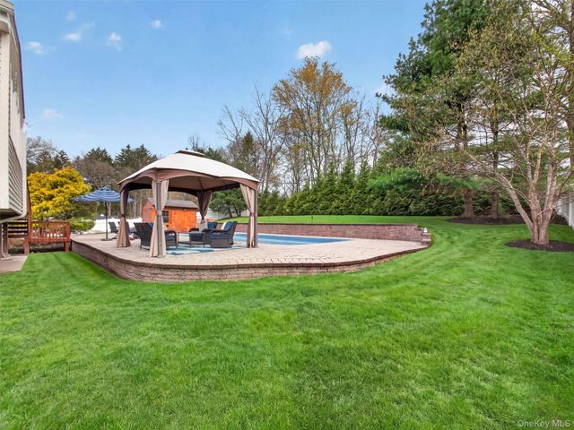 10 Michael Drive, Blauvelt, NY 10913