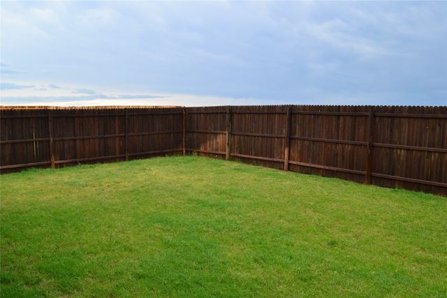 917 Swan Ridge Drive, Sherman, TX 75092