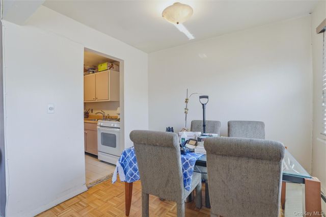 2241 Palmer Avenue 4M, New Rochelle, NY 10801