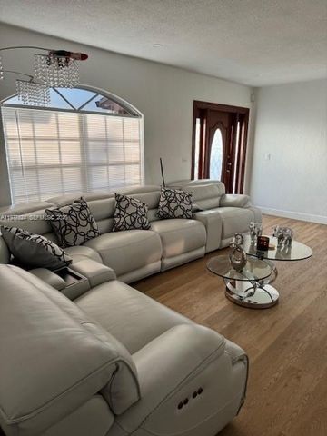 1325 W 4 lane, Hialeah, FL 33010