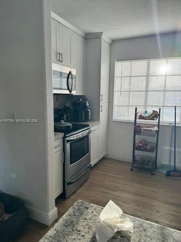 1325 W 4 lane, Hialeah, FL 33010