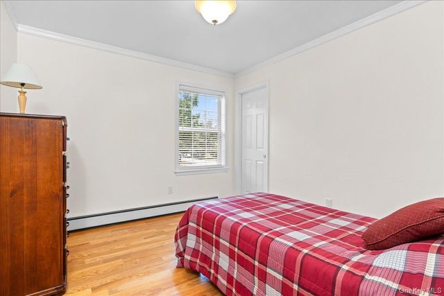 1 S Lynn Street, Warwick, NY 10990