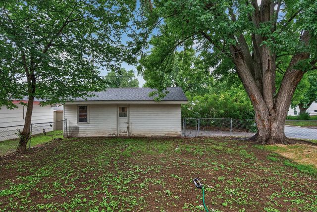 1225 43rd Avenue NE, Columbia Heights, MN 55421