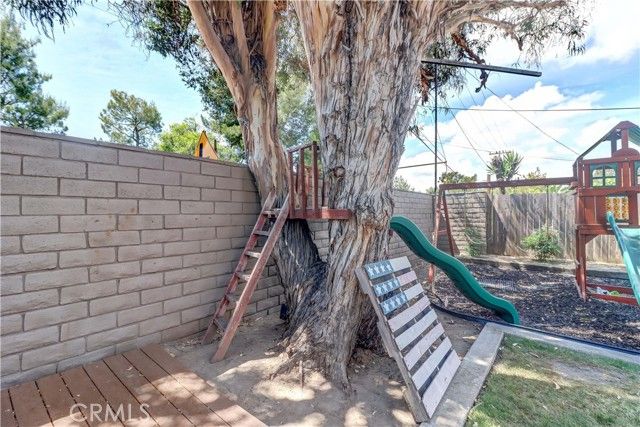 22825 Rumble, Lake Forest (el Toro), CA 92630