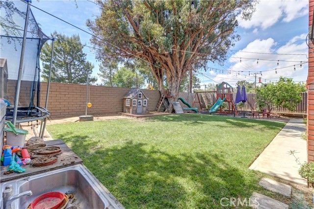 22825 Rumble, Lake Forest (el Toro), CA 92630