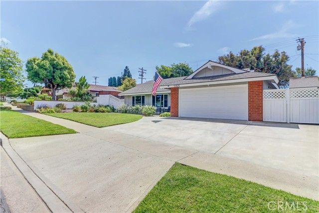 22825 Rumble, Lake Forest (el Toro), CA 92630