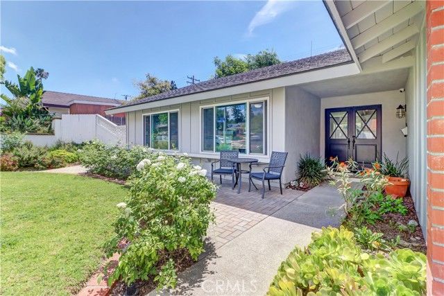 22825 Rumble, Lake Forest (el Toro), CA 92630