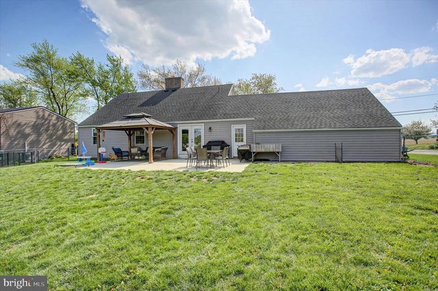 2333 SOLLENBERGER RD, Chambersburg, PA 17202