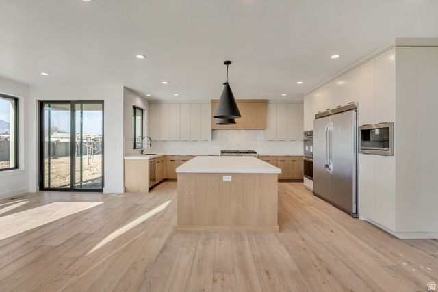 13084 S JJ FARMS LN, Herriman, UT 84096
