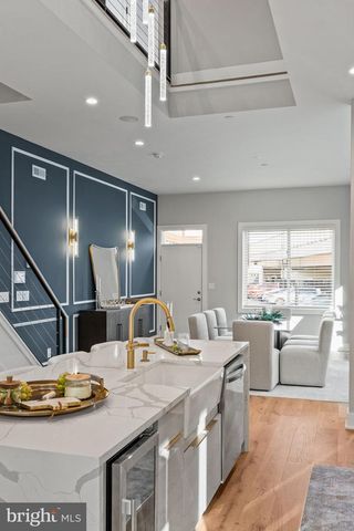 513 SALMON ST, Philadelphia, PA 19125