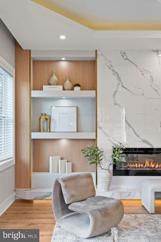 513 SALMON ST, Philadelphia, PA 19125