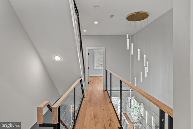 513 SALMON ST, Philadelphia, PA 19125