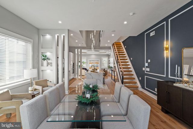 513 SALMON ST, Philadelphia, PA 19125