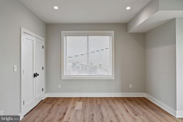 513 SALMON ST, Philadelphia, PA 19125