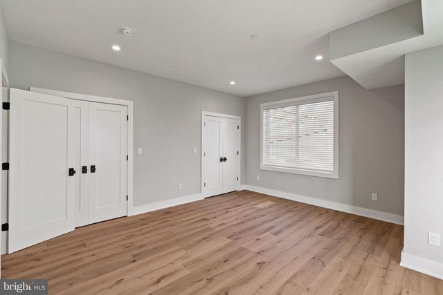 513 SALMON ST, Philadelphia, PA 19125