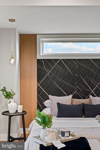 513 SALMON ST, Philadelphia, PA 19125