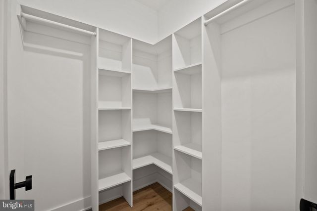 513 SALMON ST, Philadelphia, PA 19125