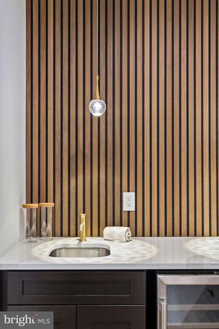 513 SALMON ST, Philadelphia, PA 19125