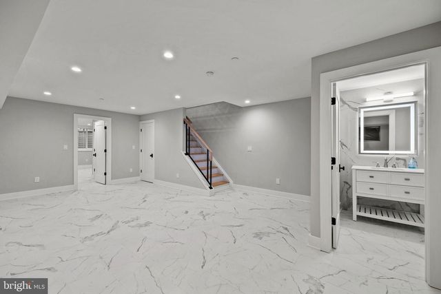 513 SALMON ST, Philadelphia, PA 19125