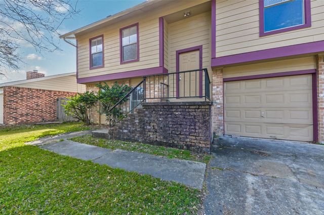 16602 Quail Dale Drive, Houston, TX 77489