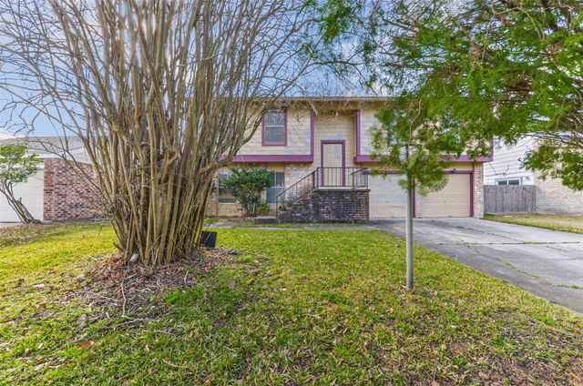 16602 Quail Dale Drive, Houston, TX 77489