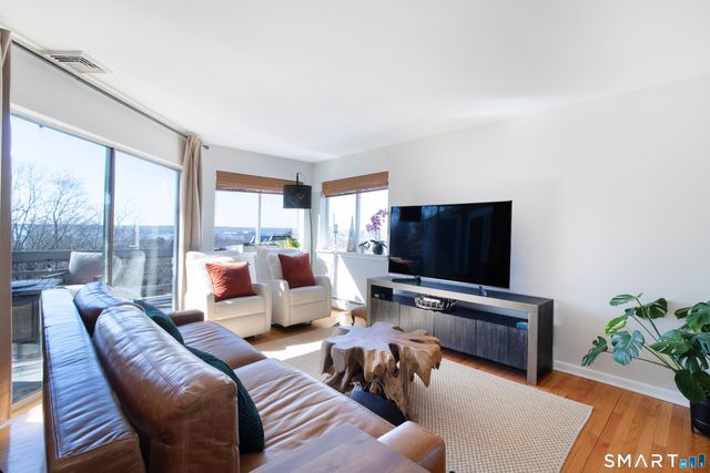 675 Townsend Avenue 157, New Haven, CT 06512