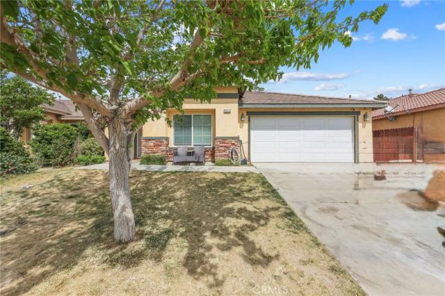 11672 Dos Palmas, Victorville, CA 92392
