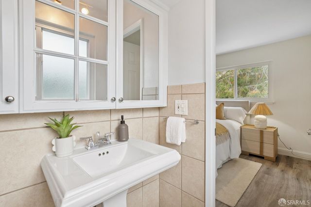 18 Alviso Court, Pacifica, CA 94044