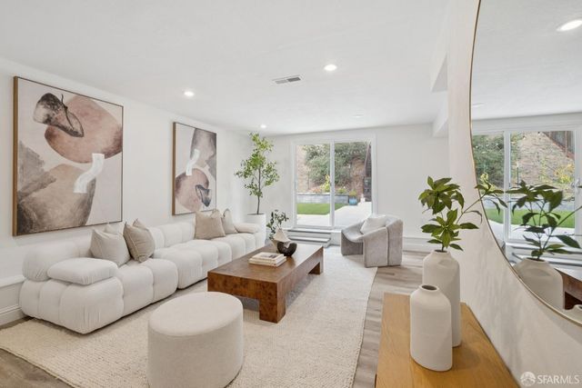 18 Alviso Court, Pacifica, CA 94044