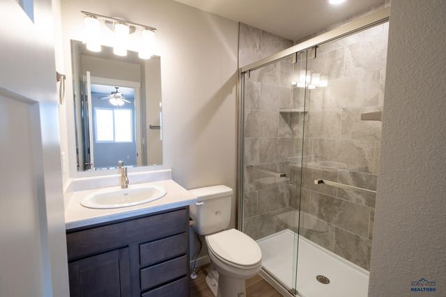 318 N VALLEY DR, Rapid City, SD 57703