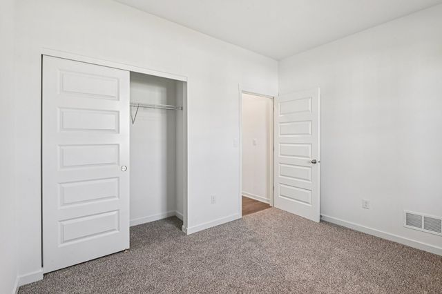 2435 Glacier Street, Pingree Grove, IL 60140