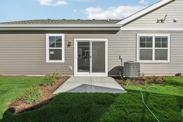 2435 Glacier Street, Pingree Grove, IL 60140