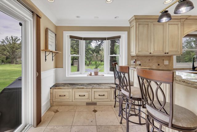 7 Sorrel Court, Lemont, IL 60439