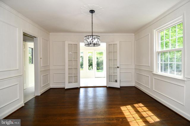 7109 RADNOR RD, Bethesda, MD 20817