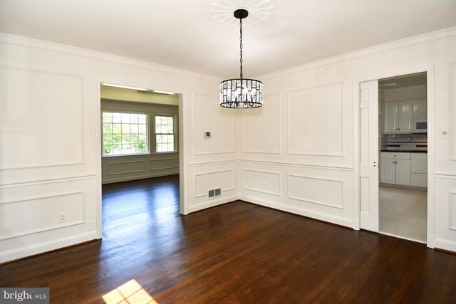7109 RADNOR RD, Bethesda, MD 20817
