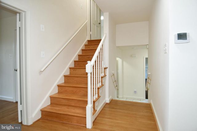7109 RADNOR RD, Bethesda, MD 20817