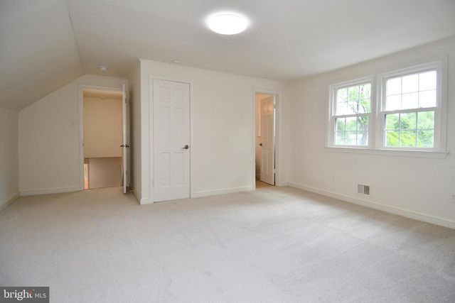 7109 RADNOR RD, Bethesda, MD 20817