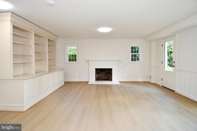 7109 RADNOR RD, Bethesda, MD 20817