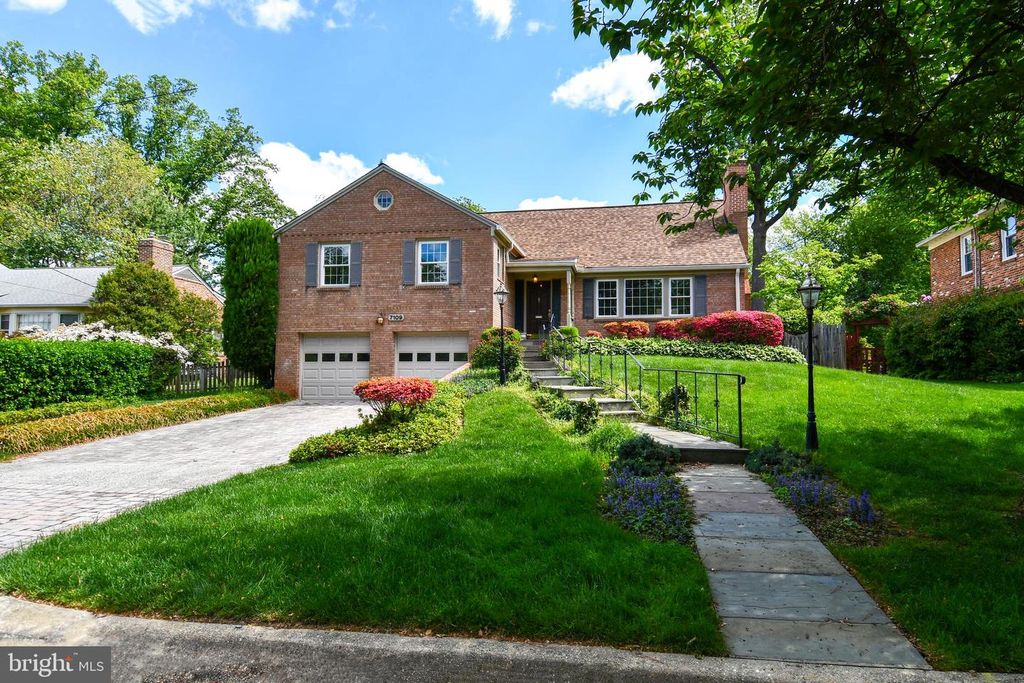 7109 RADNOR RD, Bethesda, MD 20817